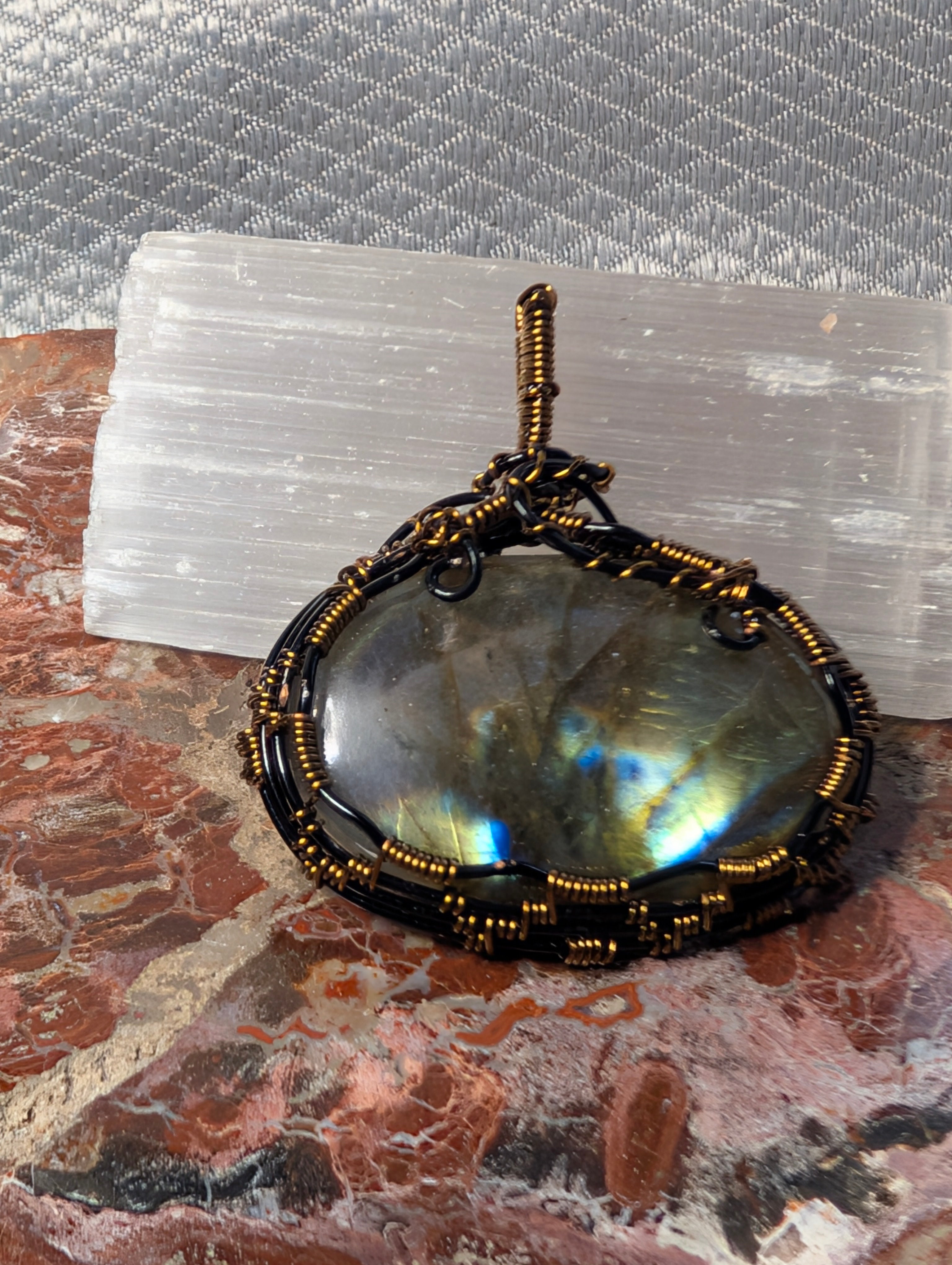 Oval Labradorite