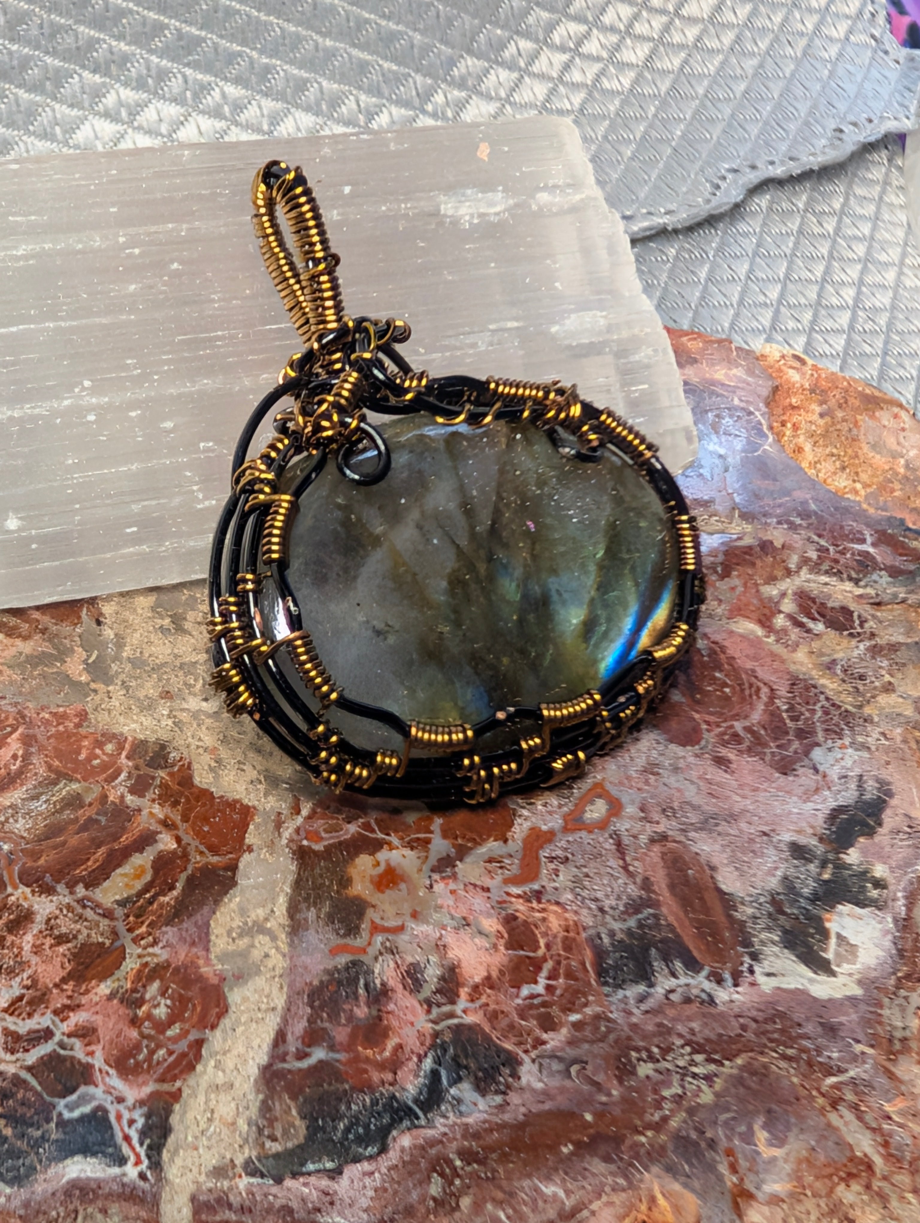 Oval Labradorite
